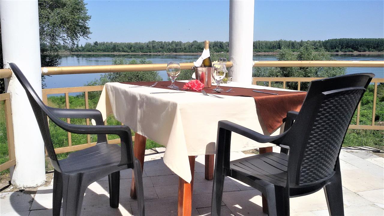 Хотелски Комплекс Радецки Град Козлодуй Kozloduy Exterior photo